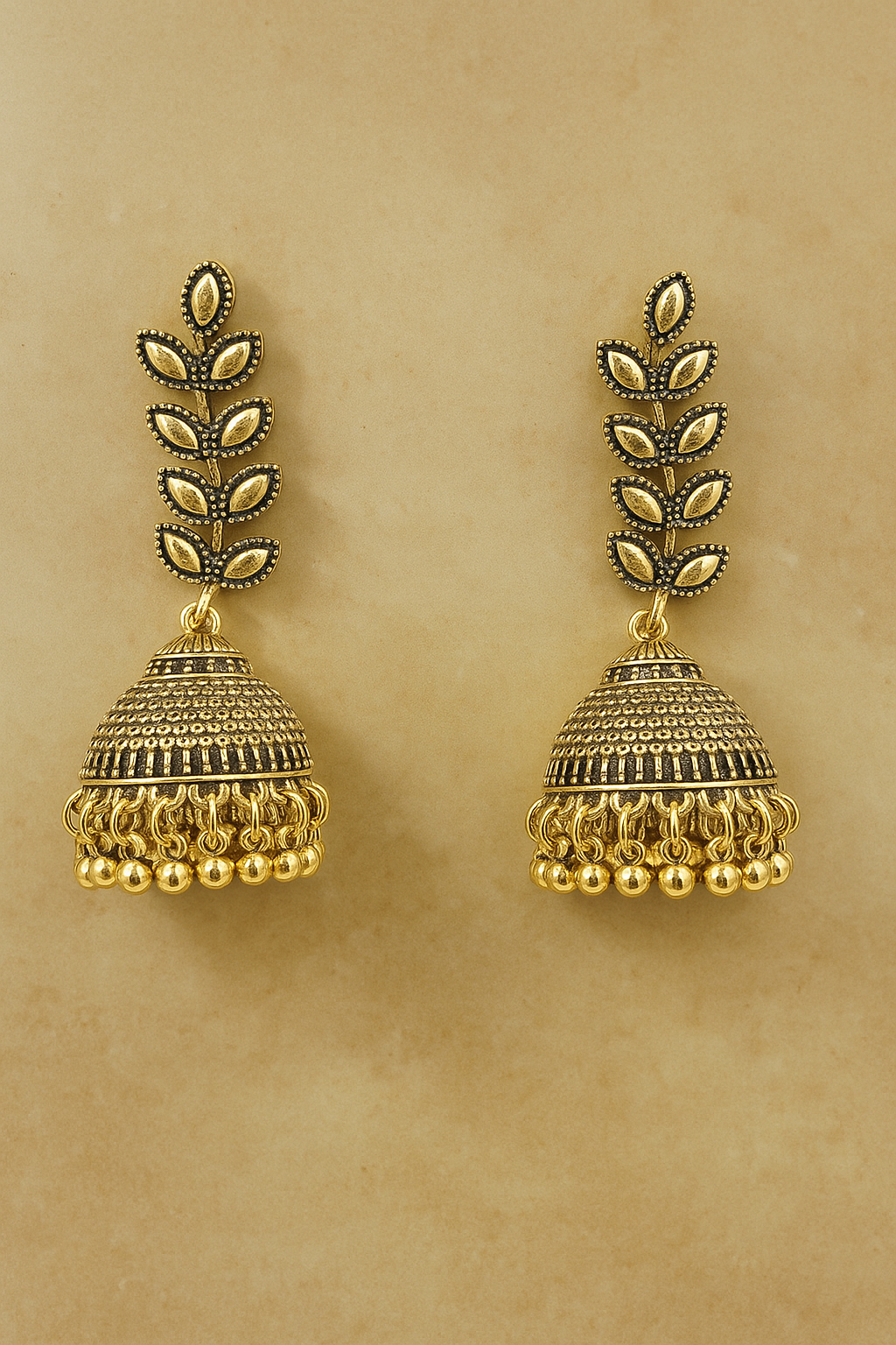 Golden Jhumka/Earring